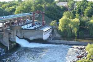 Hydroelectric Plant as one of the Types of Power Plants (Credit: Nataliya Shestakova 2017 .CC BY-SA 4.0.)