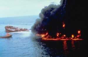 Causes of Environmental Pollution: Accidents (Credit: NOAA Photo Library 2010 .CC BY 2.0.)