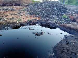 Effects of Landfills on the Environment: Leachate Pollution (Credit: L. Shyamal 2019 .CC BY-SA 4.0.)