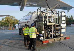 Sustainable Aviation Fuel Meaning: As an Alternative to Fossil Fuels (Credit: Curimedia 2011 .CC BY 2.0.)