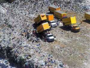 Types of Landfills: Industrial Landfill (Credit: Trudy Mercadal 2007 .CC BY 2.0.)