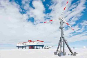 Abiotic Factors in Antarctica: Turbines Can be Installed to Harness Energy from Polar Winds (Credit: Alfred-Wegener-Institut 2011 .CC BY-SA 4.0.)
