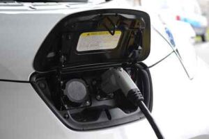 Electric Car Components: Charging Port (Credit: NCDOTcommunications 2012 .CC BY 2.0.)