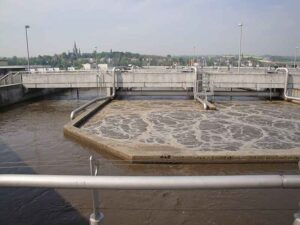 Solutions to Water Pollution: Pre-Discharge Effluent Treatment (Credit: SuSanA Secretariat 2011 .CC BY 2.0.)