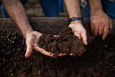 5 Methods of Soil Conservation Explained